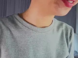 MildredAmond's Live Sex Cam Show