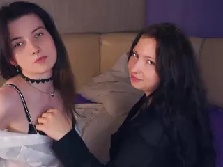 Meriell's Live Sex Cam Show