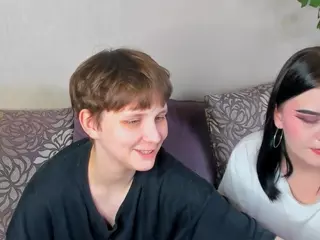 Raven-Radiant's Live Sex Cam Show