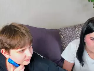 Raven-Radiant's Live Sex Cam Show