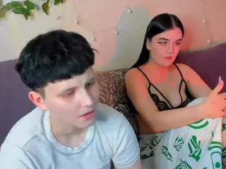 Raven-Radiant's Live Sex Cam Show