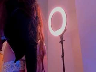 sophiaasensual webcam model