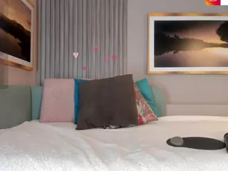 Zoe-S's Live Sex Cam Show