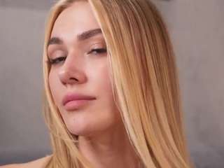eadlinbeecham Webcam Model Profile