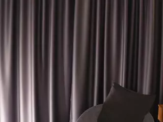 EadlinBeecham's Live Sex Cam Show