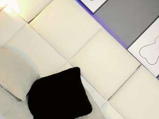 fanny-leah's CamSoda show and profile