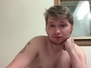 IzzyPopThunk's Live Sex Cam Show