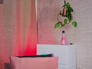  mia-bonneett chat room