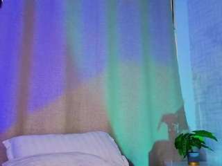 mia-bonneett's CamSoda show and profile