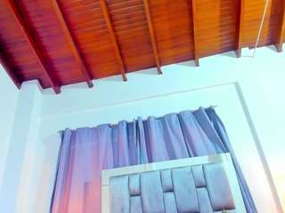  milfhornyy99 chat room