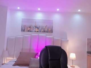 miranda-crawford Live Webcam on CamSoda