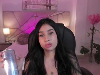 miranda-crawford Live Webcam on CamSoda