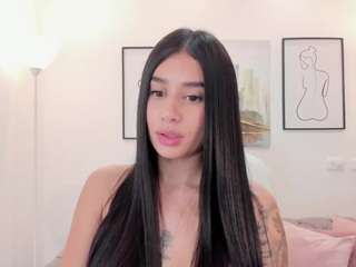 miranda-crawford's CamSoda show and profile