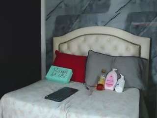 andrew-taylor09 Live Webcam on CamSoda