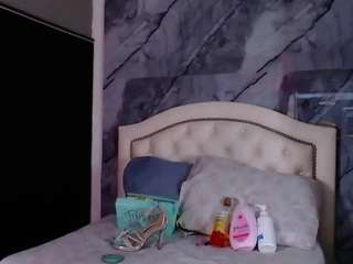 andrew-taylor09 Live Webcam on CamSoda