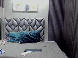 andrew-taylor09 Live Webcam on {site_name}