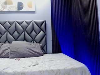 andrew-taylor09 Live Webcam on CamSoda