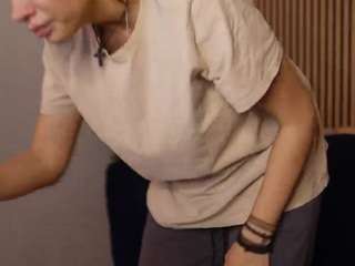 angel-wow Live Webcam on CamSoda