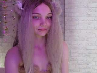 AnimeAlica live cam preview