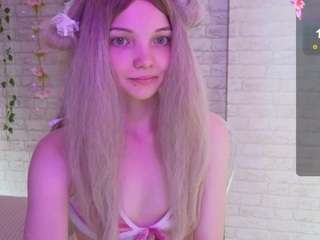 AnimeAlica live cam preview