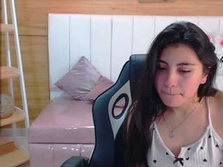  carolina-moreno-a chat room