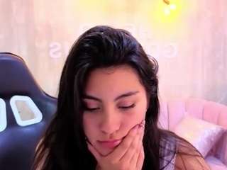  carolina-moreno-a chat room