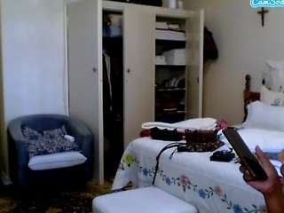 lovelybigpussylips53