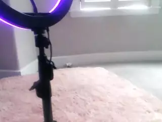 SissyTrixiee's Live Sex Cam Show