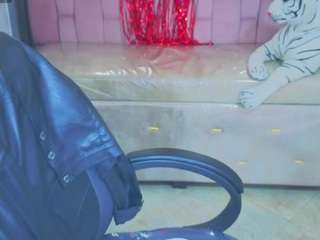 skeler-lovd-b Live Webcam on CamSoda