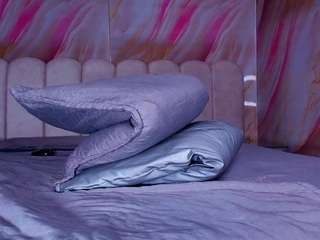 le modèle mc-stanfort est en webcam porno dans un show sur le site camsoda, il possède les tags suivants: anal,ass to mouth,toys,thin,tattoos,skinny,red hair,no smoking,no drinking,lovense,double penetration,dildo or vibrator,deepthroat,brown eyes,athletic,hd,small tits,squirt