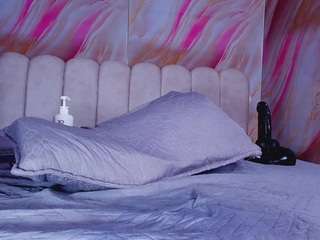 mc-stanfort's CamSoda show and profile