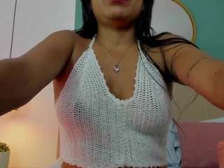  naila-carpioo chat room