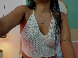 naila-carpioo Live Webcam on CamSoda