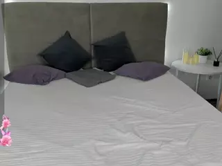TiffanyWillsAide's Live Sex Cam Show