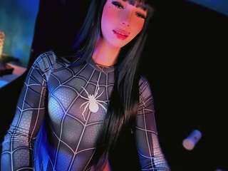 alice-christina Live Webcam on CamSoda