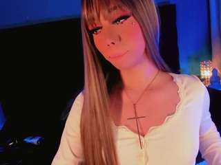 alice-christina webcam model