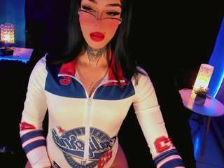 alice-christina webcam model