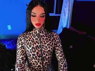 alice-christina webcam model