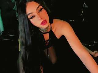 alice-christina webcam model