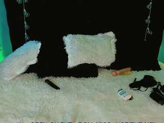 alice-christina webcam