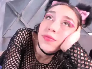 Almawescott's Live Sex Cam Show