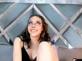 Almawescott's Live Sex Cam Show