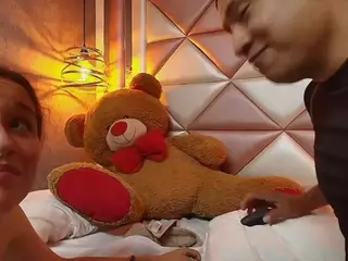 honeys-fx's Live Sex Cam Show