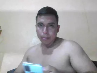 juanalber010's Live Sex Cam Show