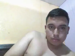 juanalber010's Live Sex Cam Show
