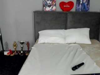 Live stream of musclexxxbarbie