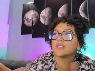  tatii-moon chat room