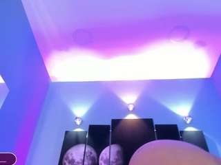  tatii-moon chat room