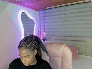 aleja17xxx Live Webcam on CamSoda