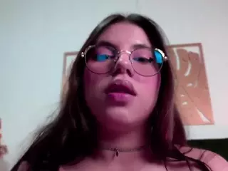 AlessaRoma's Live Sex Cam Show
